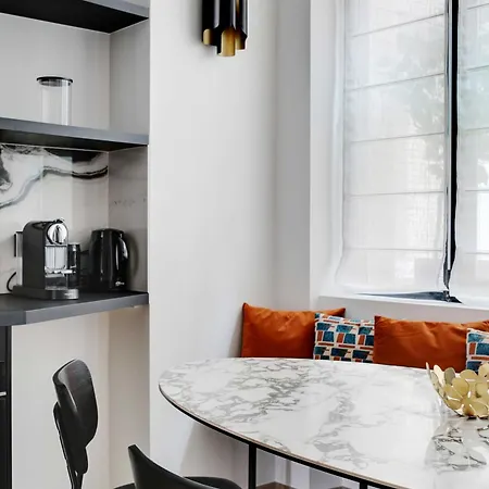Elegant - 3br-7p - Moulin Rouge Apartment