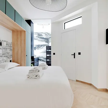 Elegant - 3br-7p - Moulin Rouge * Paris